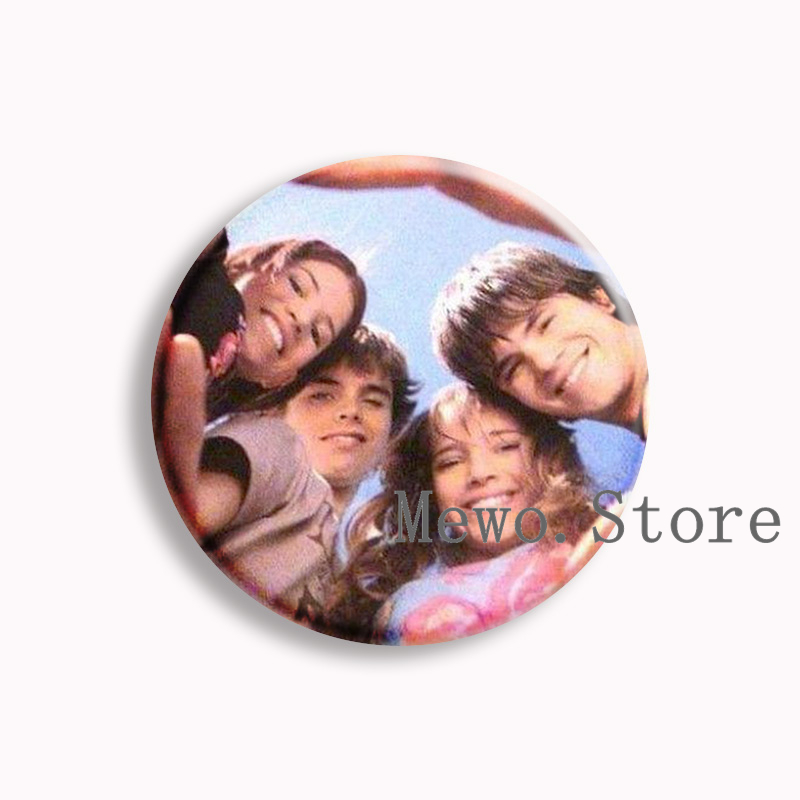 Movie Rebelde Way Soft Button  - огляд і ціна Pin Button Badge